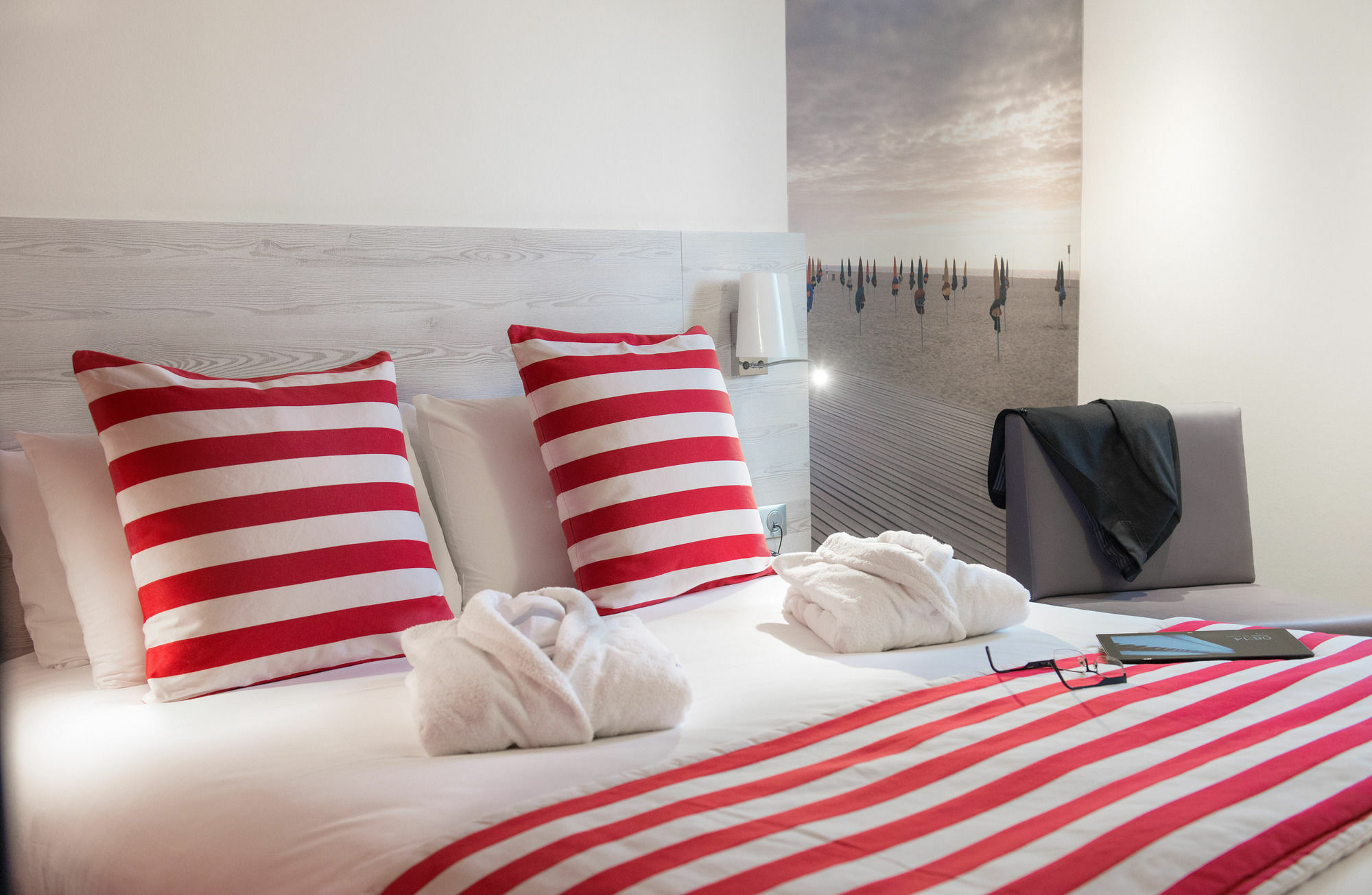 Mercure Trouville Sur Mer Esterno foto